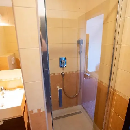 托斯卡纳旅馆 招待所 尼特拉