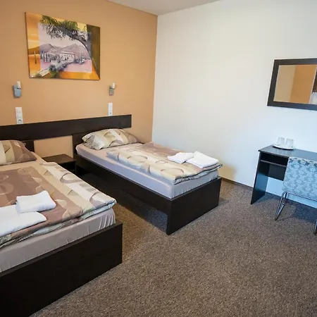 托斯卡纳旅馆 招待所 尼特拉